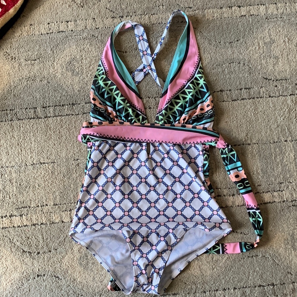 One piece swimsuit